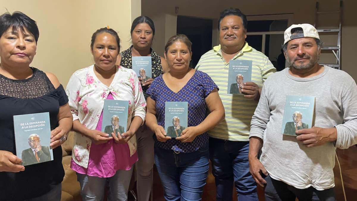 Libro de Aquiles Córdova