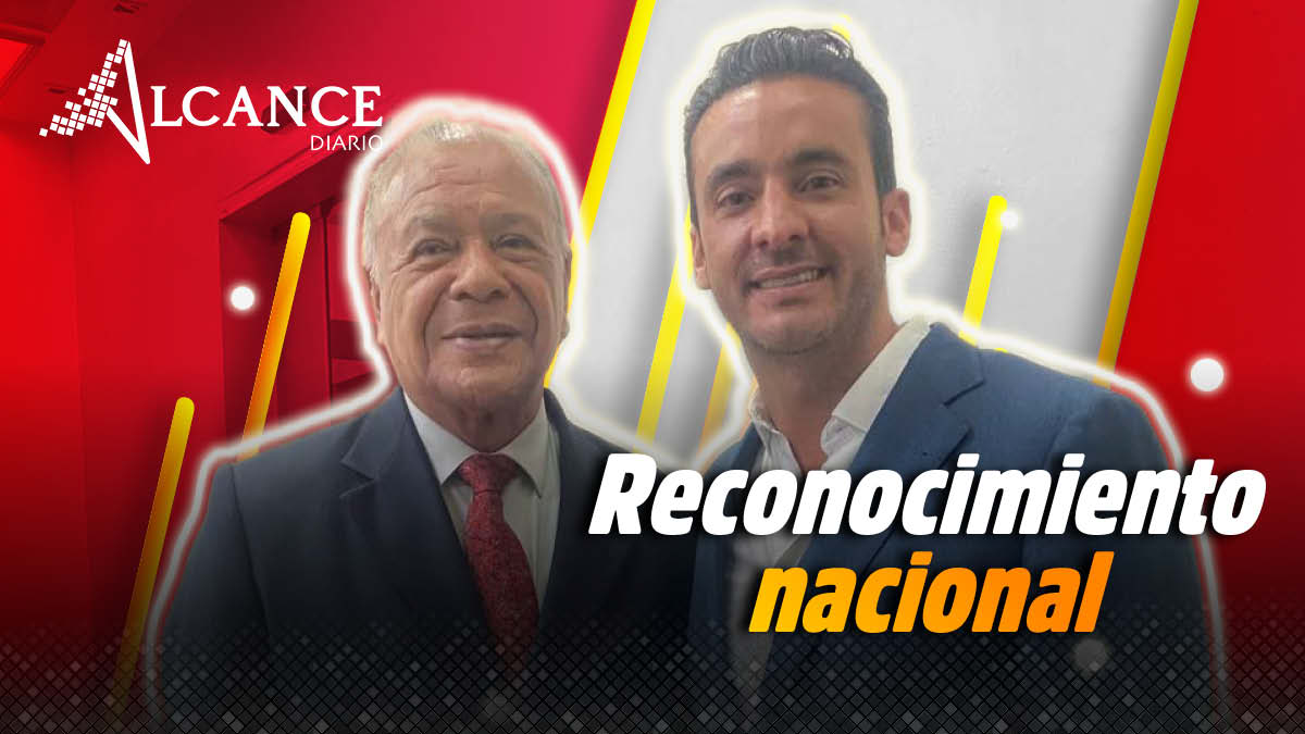 Toño López con el líder del PT Nacional