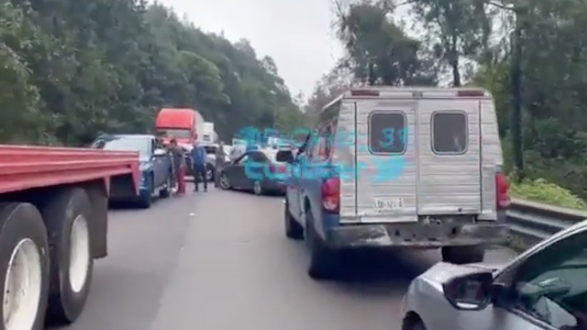 Reportan en redes asaltos en carretera de Cumbres de Maltrata