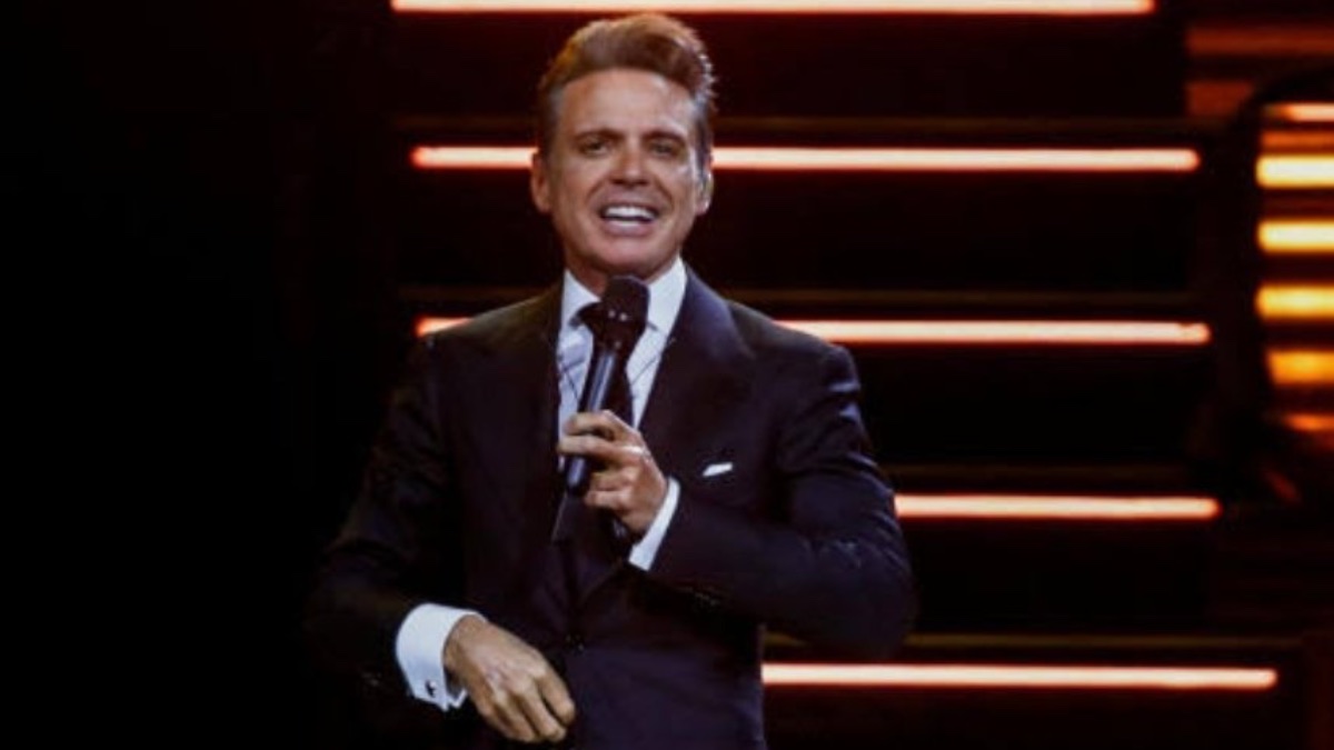 Luis Miguel es hospitalizado antes de su concierto en Chile