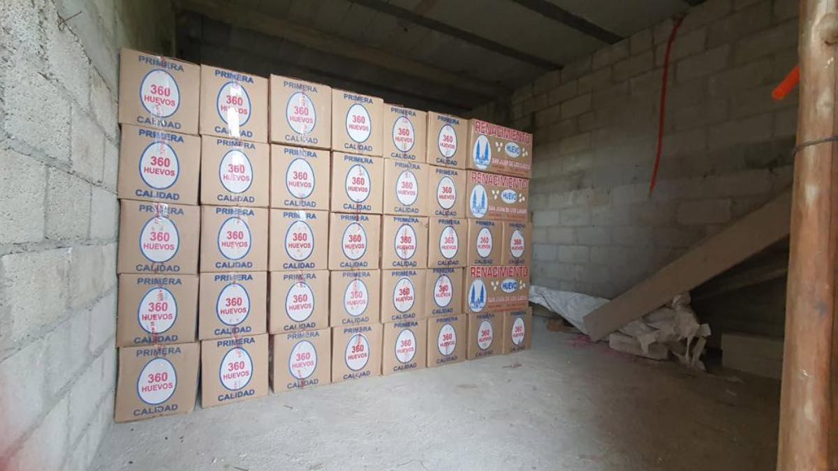 Recuperan en La Resurrección 385 cajas de huevo robado
