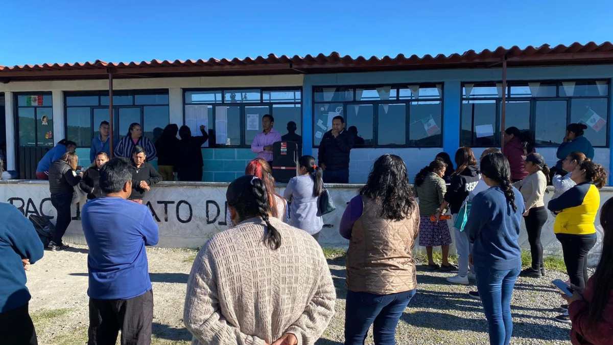 Los alumnos se han mostrado en desacuerdo por el maltrato que les han dado en los últimos cinco años (27 de septiembre). Fotografía: Especial