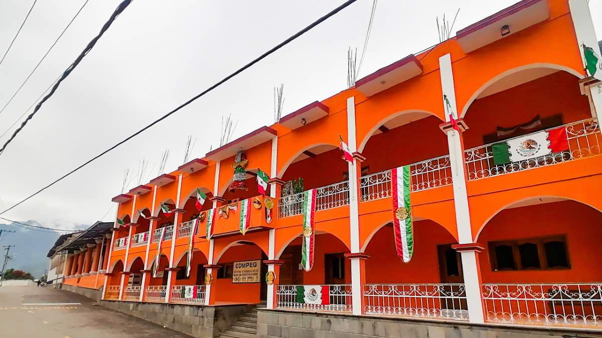 Realizan jornada de registros de nacimiento para adultos mayores en Huitzilan