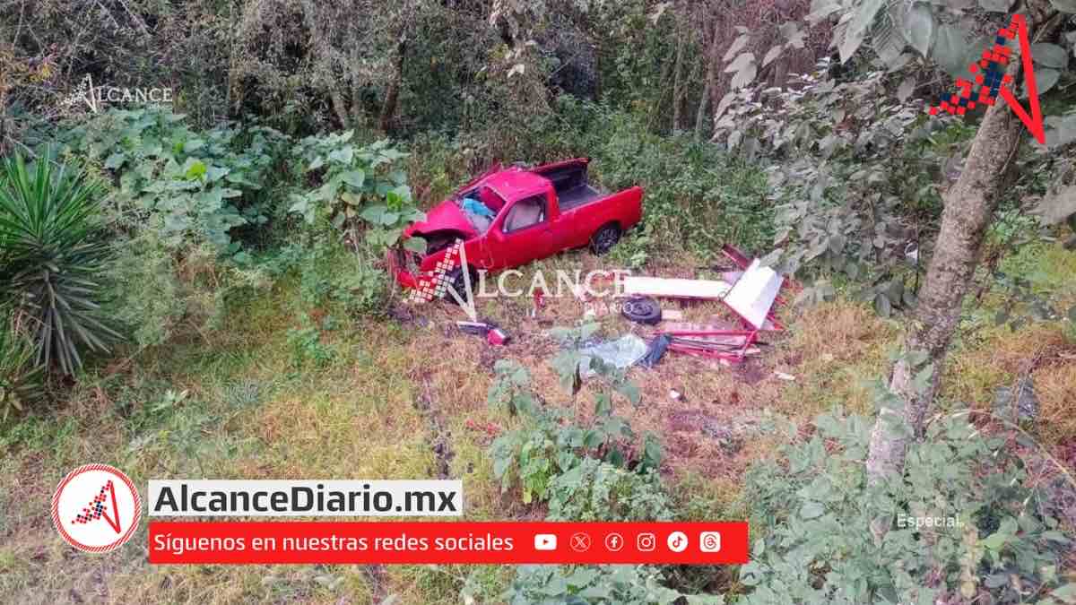 Mueren dos personas en trágico accidente en Zacapoaxtla