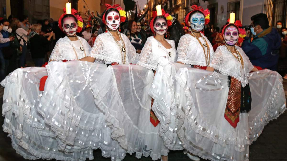 Cuánto cuesta maquillarse de Catrina en estas fechas