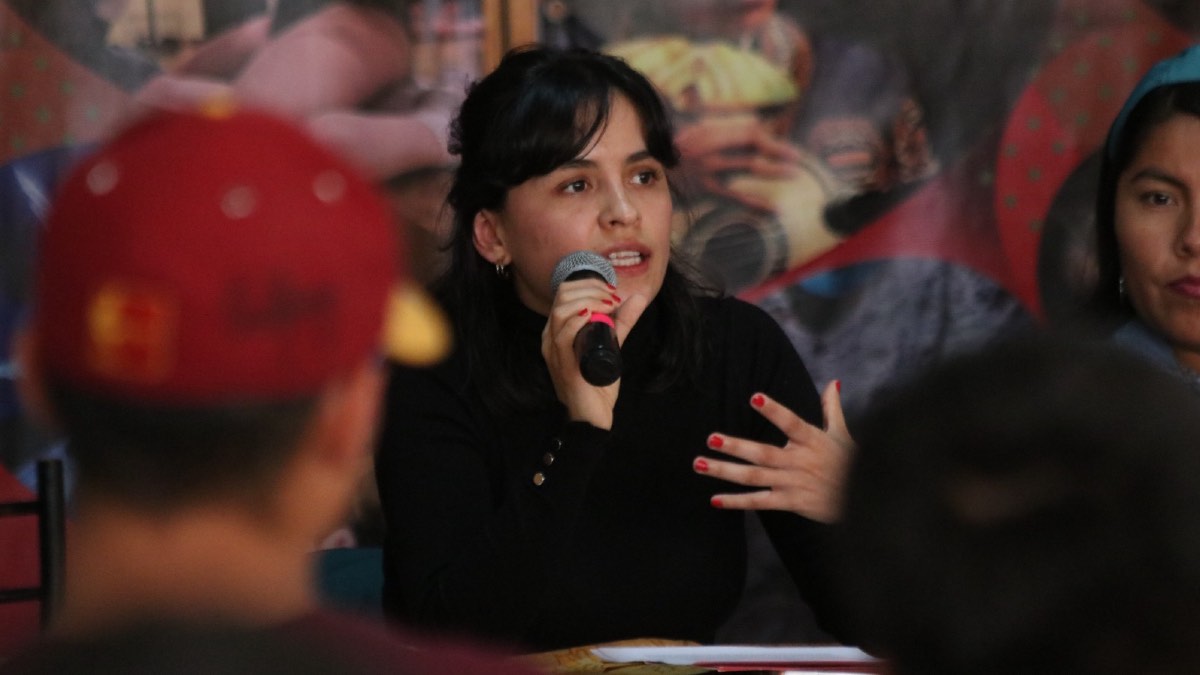 Dan conferencia sobre la historia del comunismo en México