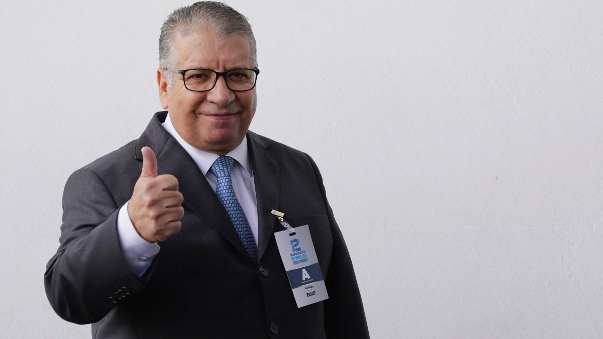 Enrique Doger- PRI