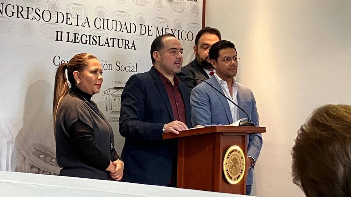 Jesús Giles se va del PAN, se suma a proyecto de Morena y Claudia Sheinbaum