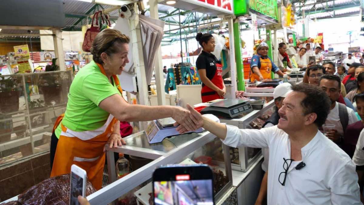 Mercado "Benito Juárez" de Atlixco respalda a Nacho Mier
