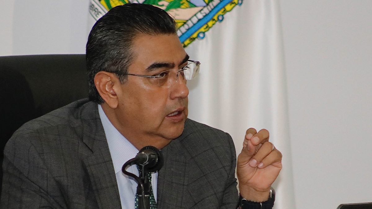 En Puebla no hay nada para nadie: Gobernador sobre aspirantes de Morena