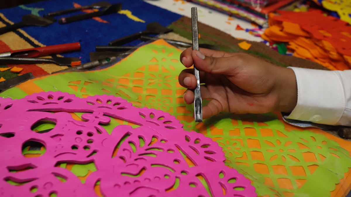 Papel Picado, un proceso artesanal que perdura en Puebla