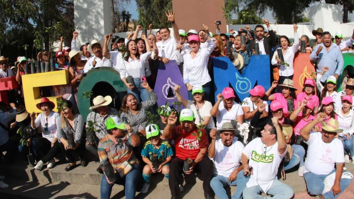 Se reúne Alejandro Armenta con morenistas de Tecamachalco