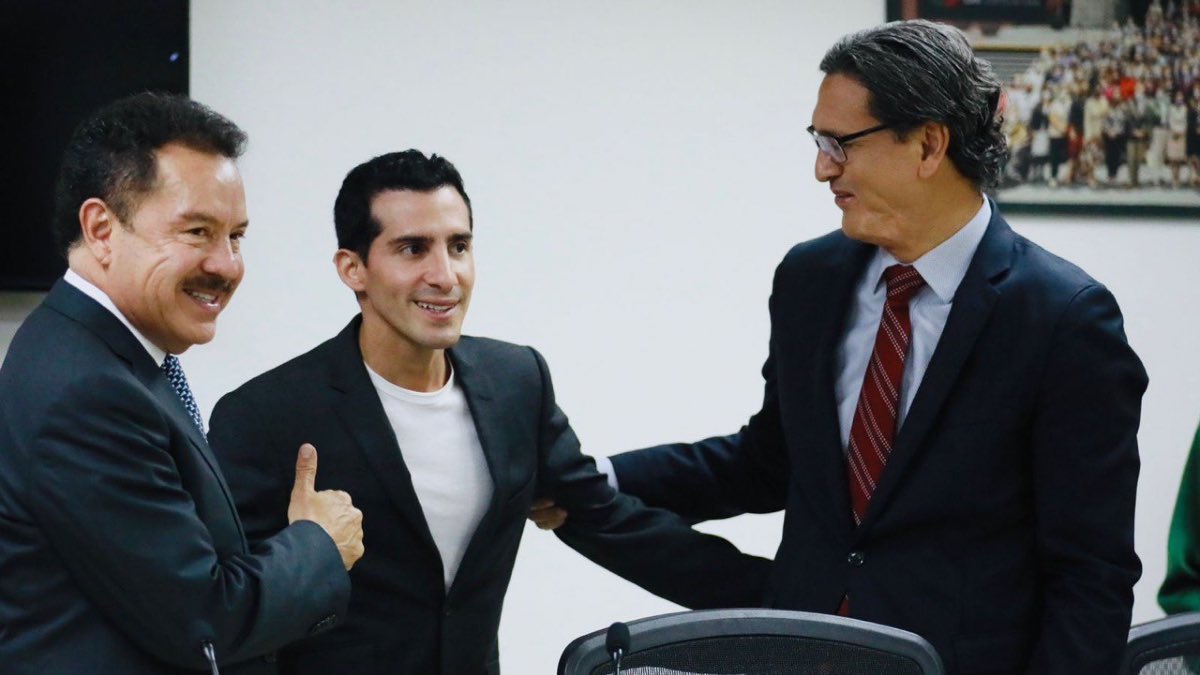 Se suma Rommel Pacheco a Morena, deja al PAN en la Cámara de Diputados