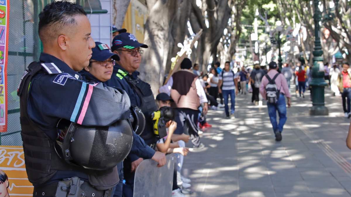 Reforzarán operativos para el retiro de ambulantes en el Centro Histórico