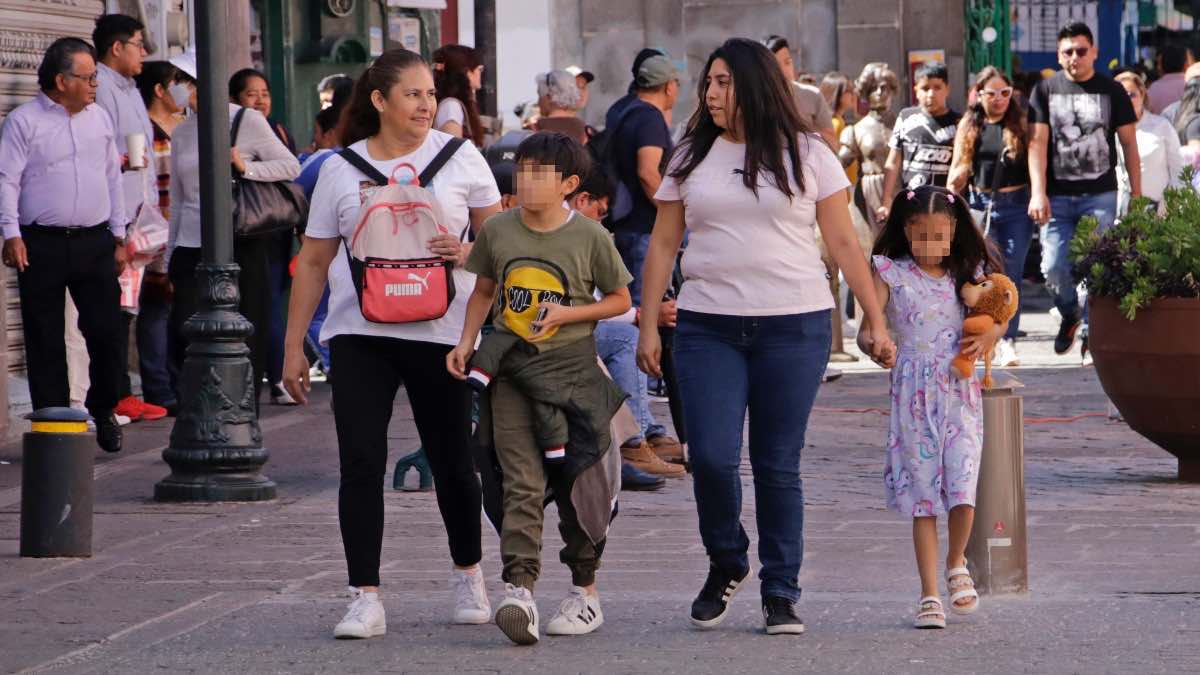 Tres de los 4 mil delitos contra menores son cometidos por los padres: FGE