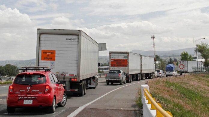 ¡Cuidado! Autopista Puebla-Acatzingo cerrada por mantenimiento