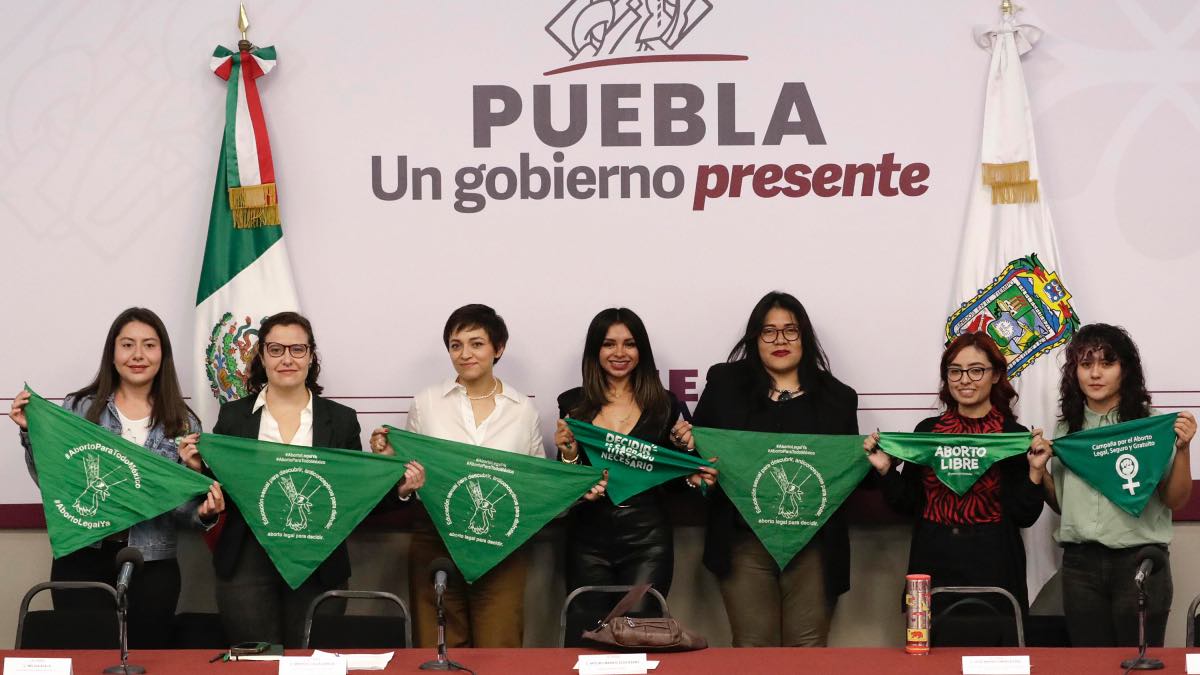 Anuncian aborto gratuito en Puebla para mujeres que obtengan un amparo