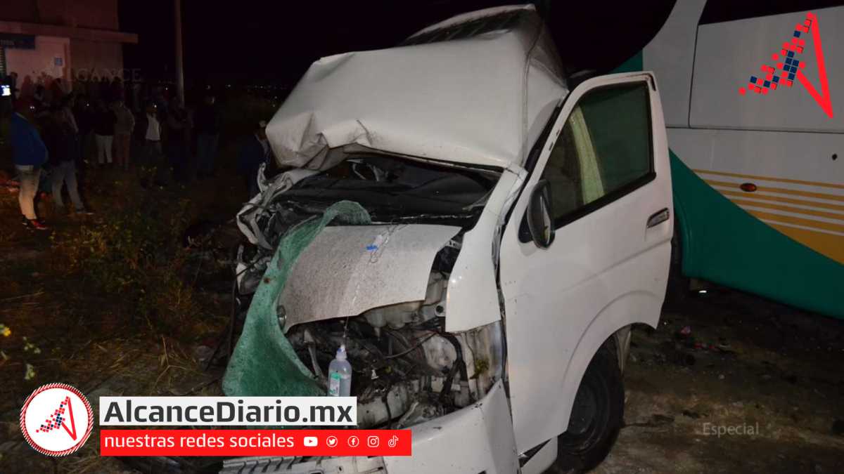 Dos muertos y 15 heridos deja carambola en Tehuacán