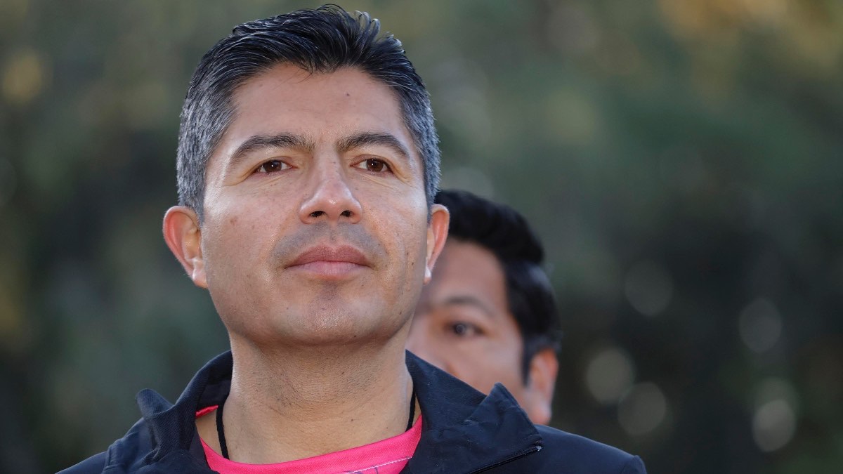 Este jueves, Eduardo Rivera solicitará licencia a su cargo