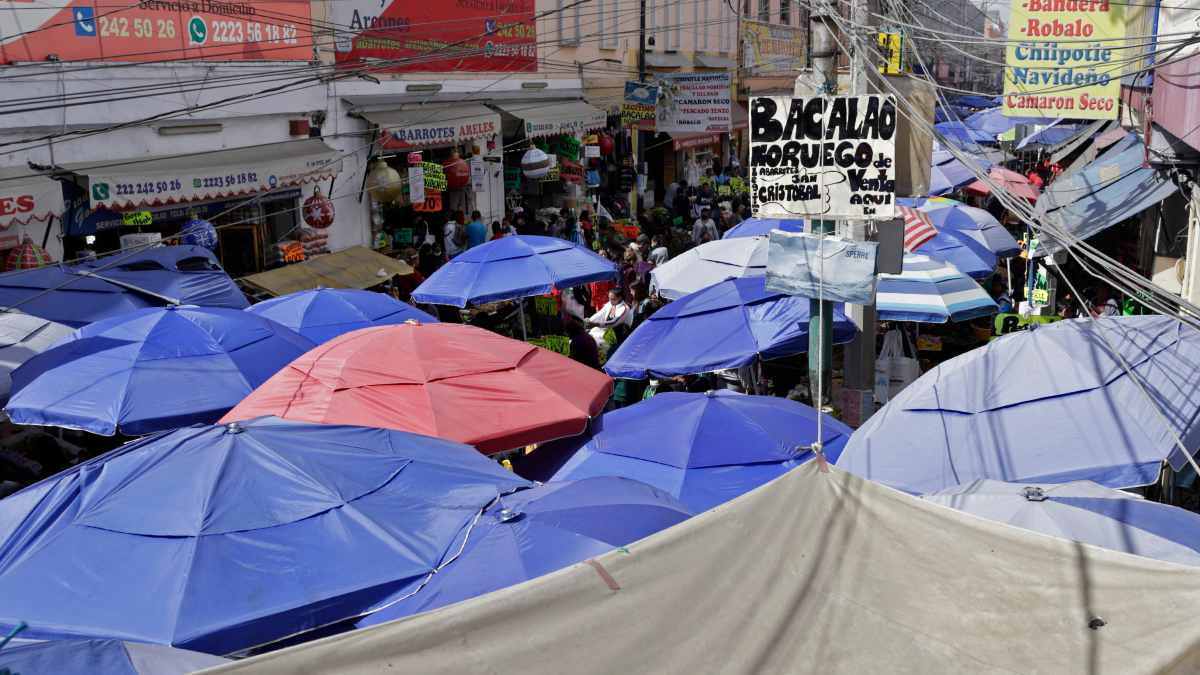 Implementarán programa de parquímetros en zona del Mercado 5 de Mayo y calle de los juguetes