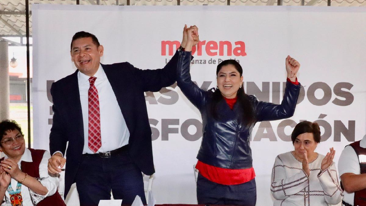 Se suma equipo de Claudia Rivera con Alejandro Armenta