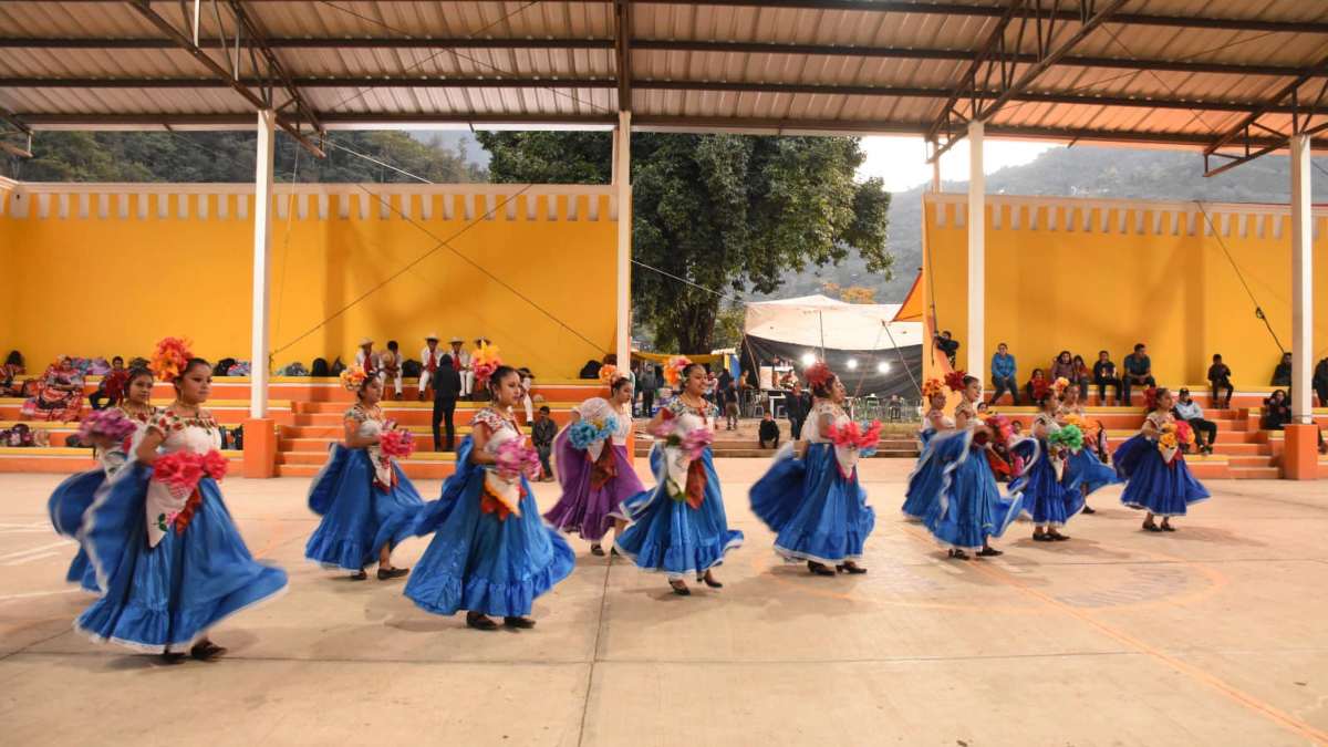 Celebran la Feria Patronal Pezmata 2024
