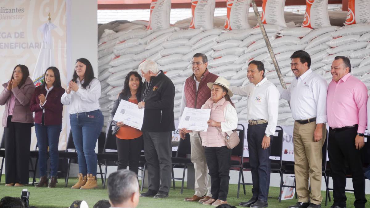 Inicia en Puebla programa nacional de entrega de fertilizantes del Bienestar 2024