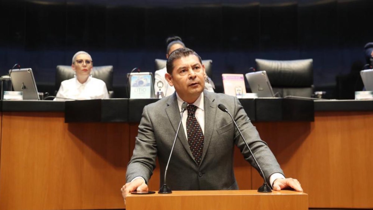 Seguirá Armenta impulsando temas de salud en el Senado