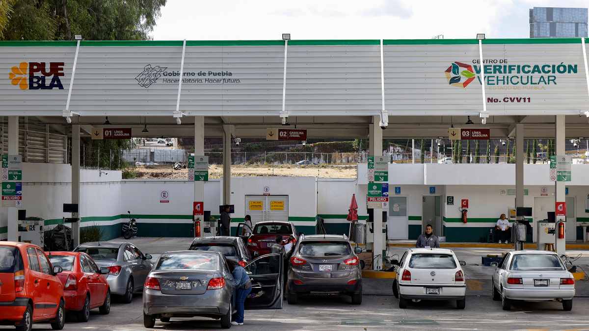 Solo 40% de automovilistas en Puebla cumplieron con verificación en 2023