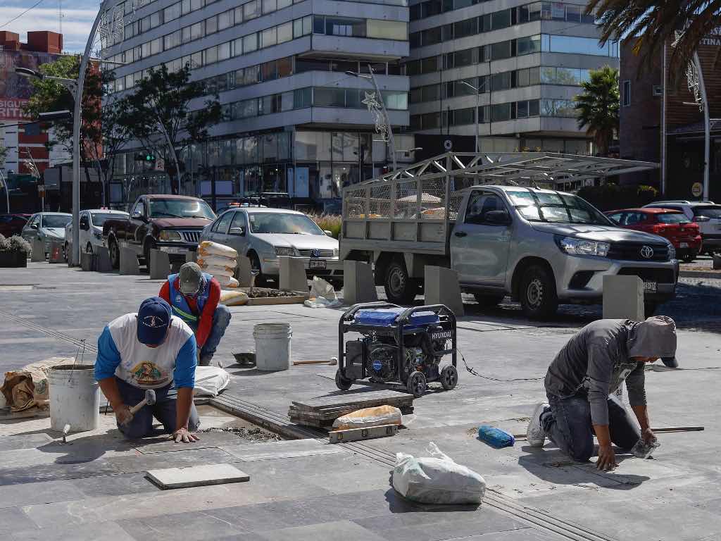 Obras de rehabilitación de la Avenida Juárez llevan un 40% de avance