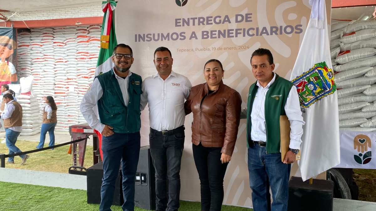 Preparan entrega de fertilizante en Cañada Morelos