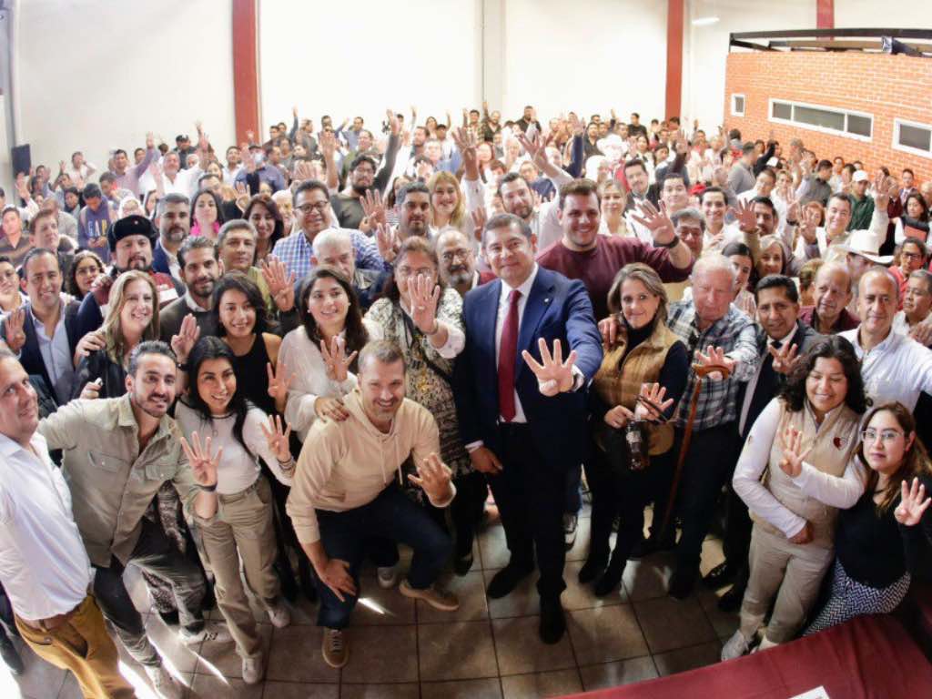 Se reune Alejandro Armenta con ex aspirantes a candidatos a diputaciones federales