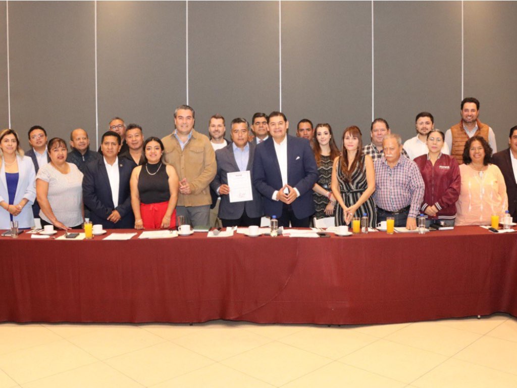Se reúne Armenta con ex aspirantes de cuatro municipios