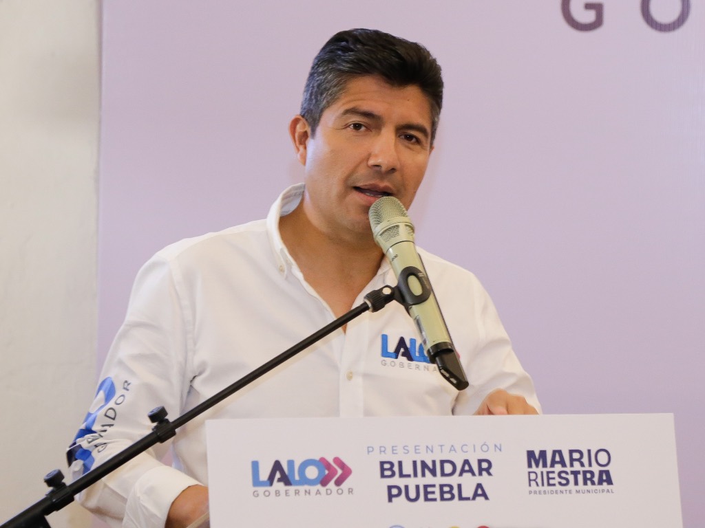 Propone Eduardo Rivera vigilancia permanente en carreteras