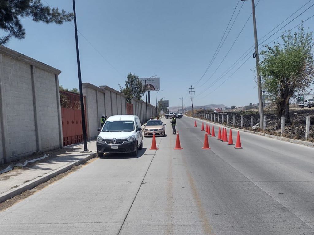 Vecinos de Lomas de Angelópolis lanzan petición para terminar con retenes