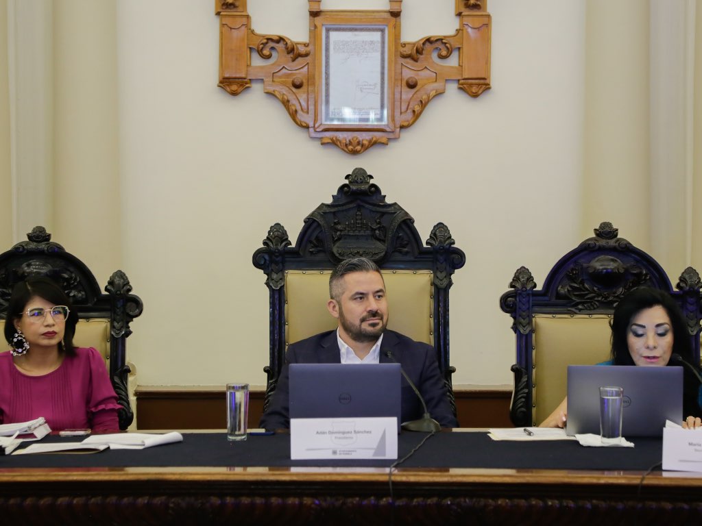 Llama Adán Domínguez a regidores poblanos a ser generadores de paz en proceso electoral