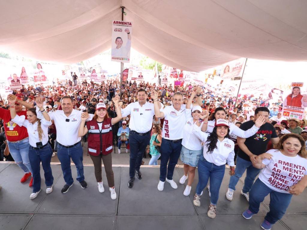 Alejandro Armenta se compromete ante vecinos de Amalucan a fortalecer la seguridad