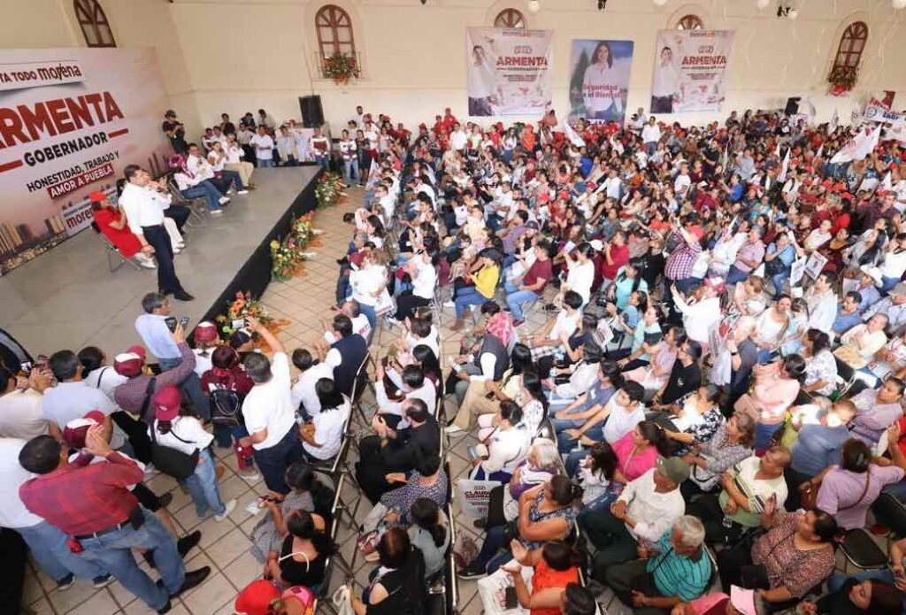 Se reúne Alejandro Armenta con la estructura de la 4T en Zacatlán