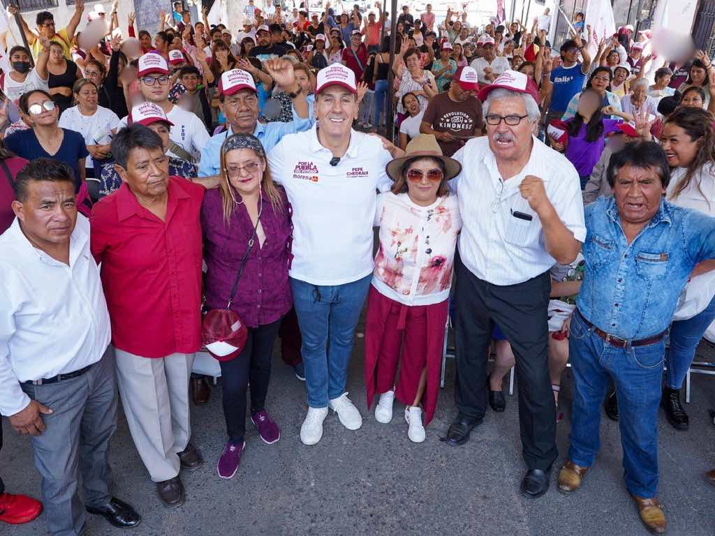 Desde la colonia 10 de Mayo Pepe Chedraui anuncia mejoramiento vial en la ciudad