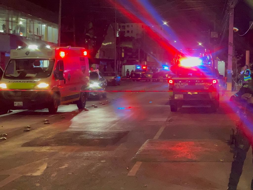 En Santa Cruz Buenavista son ejecutados dos hombres dentro de su camioneta