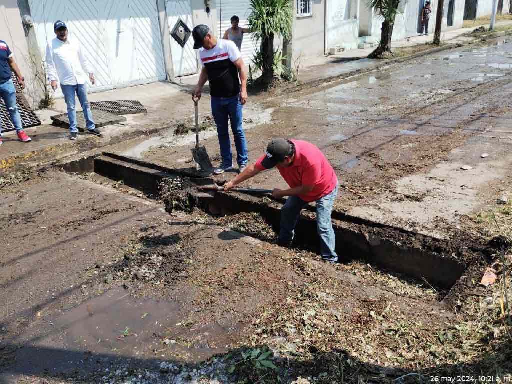 Continúan trabajando en limpieza de la colonia Francisco I Madero tras intensas lluvias