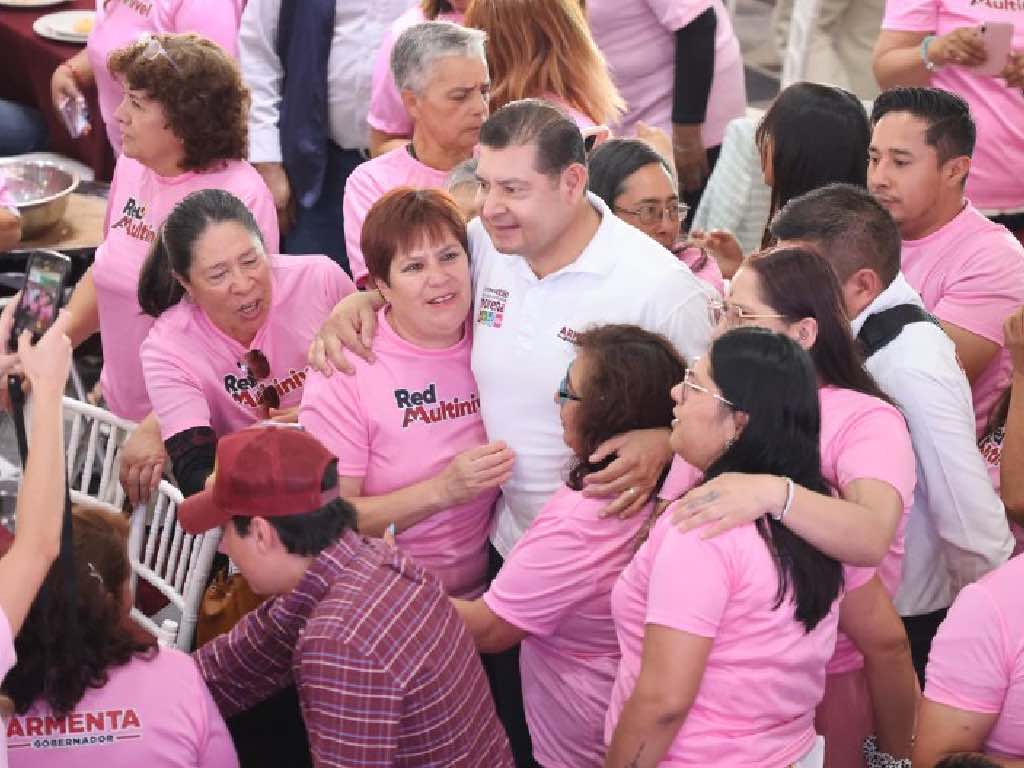 Fundamental la participación de las mujeres para la transformación en Puebla: Armenta