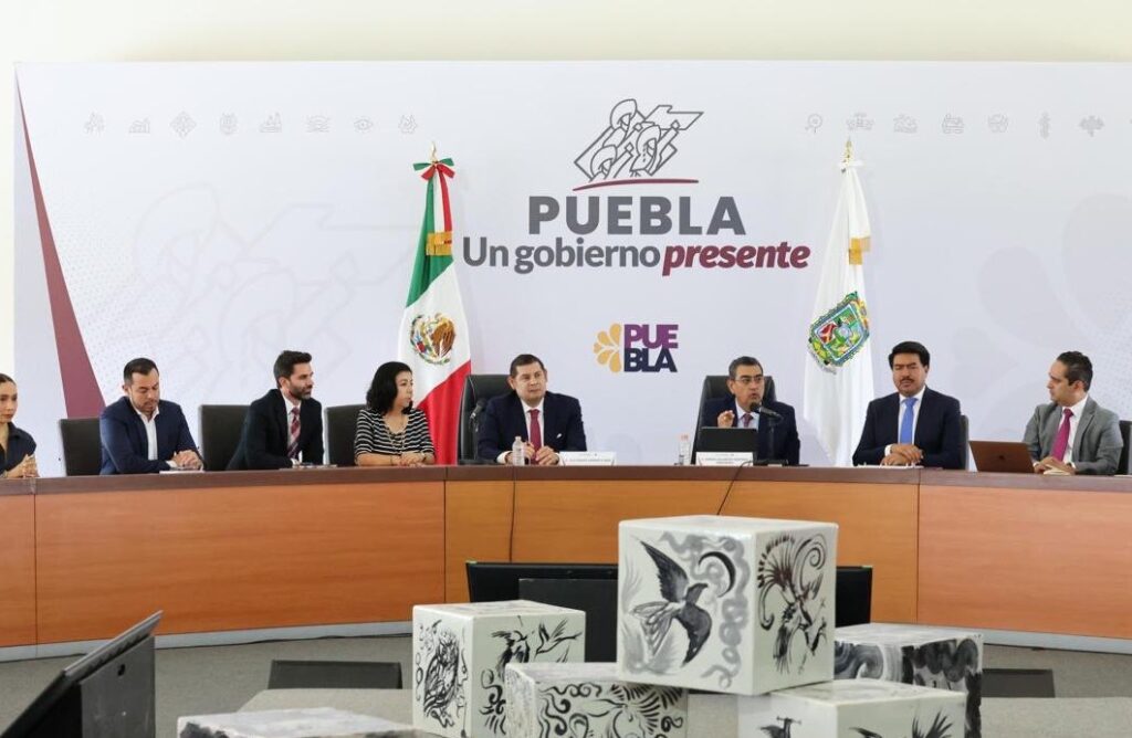 Paquete económico regira directrices financieras nacionales y para Puebla, adelanta Alejandro Armenta