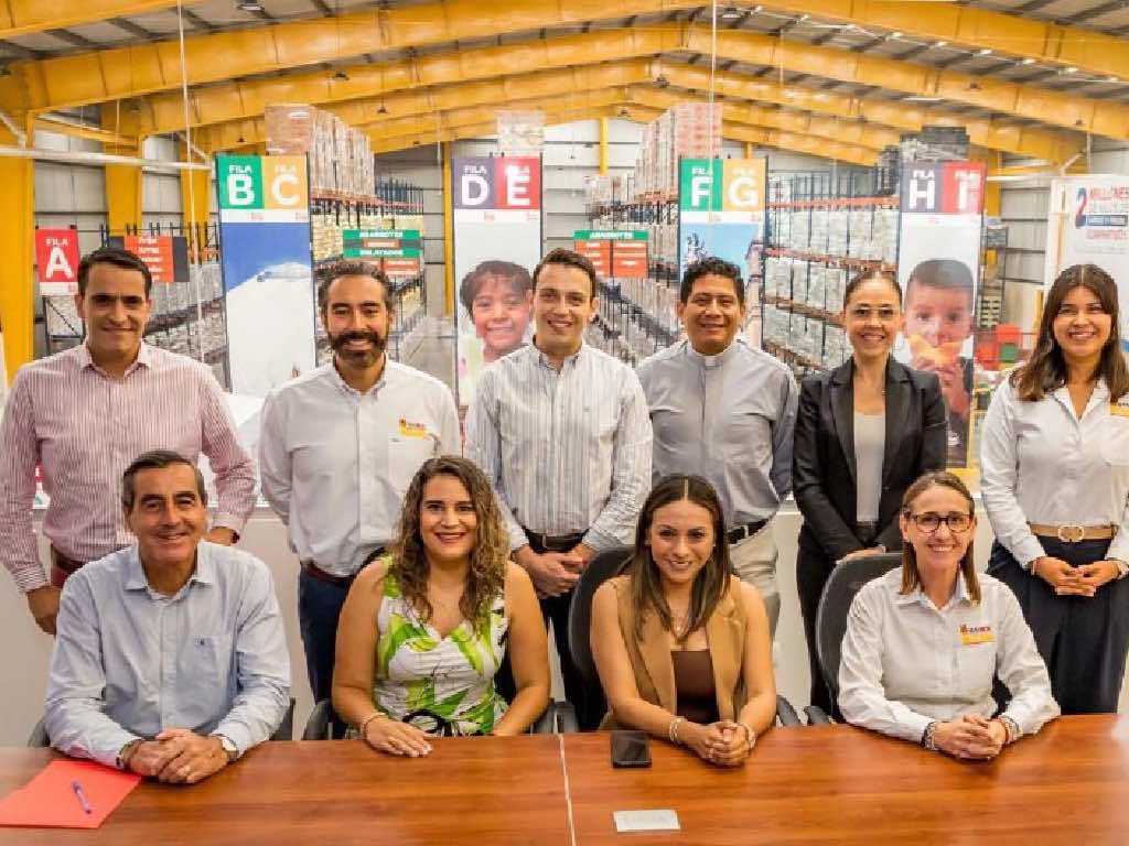 Ayuntamiento de Puebla dona 180 mil kilos de arroz y frijol para el Banco de Alimentos
