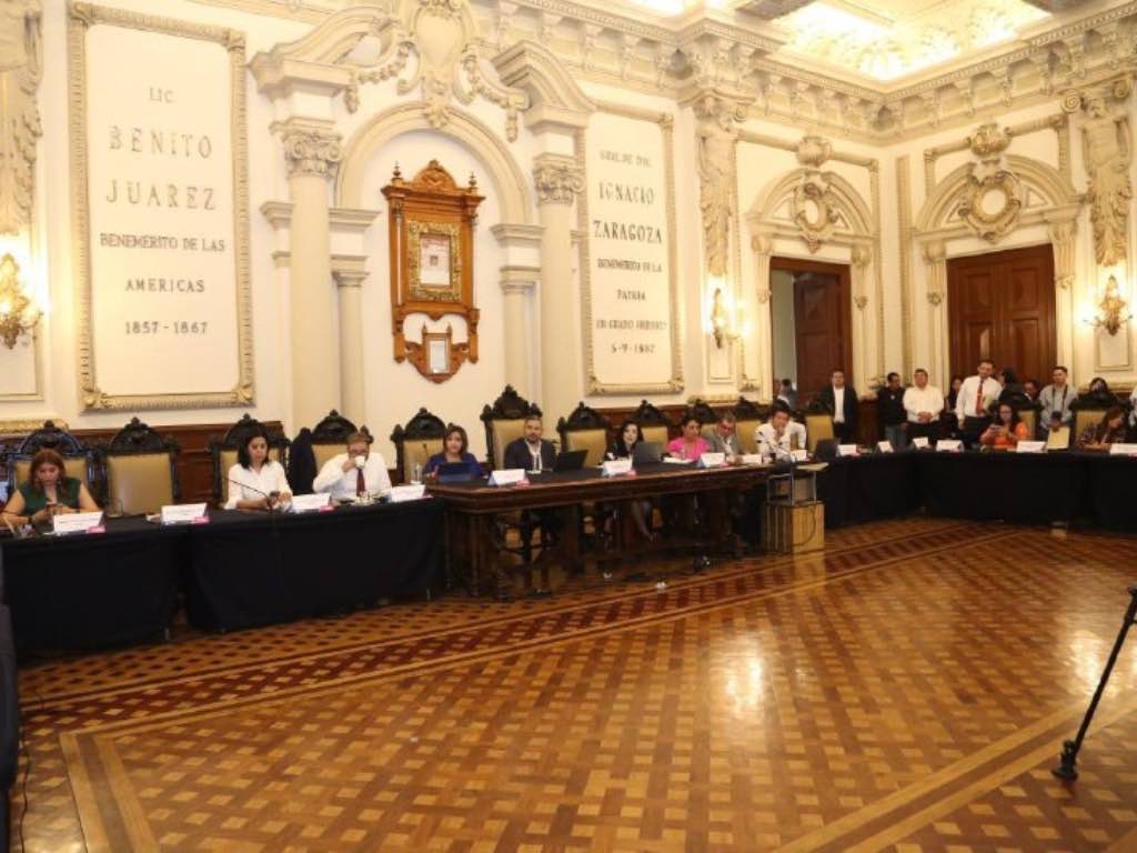 Cabildo poblano reconoce asentamientos al norte de la ciudad