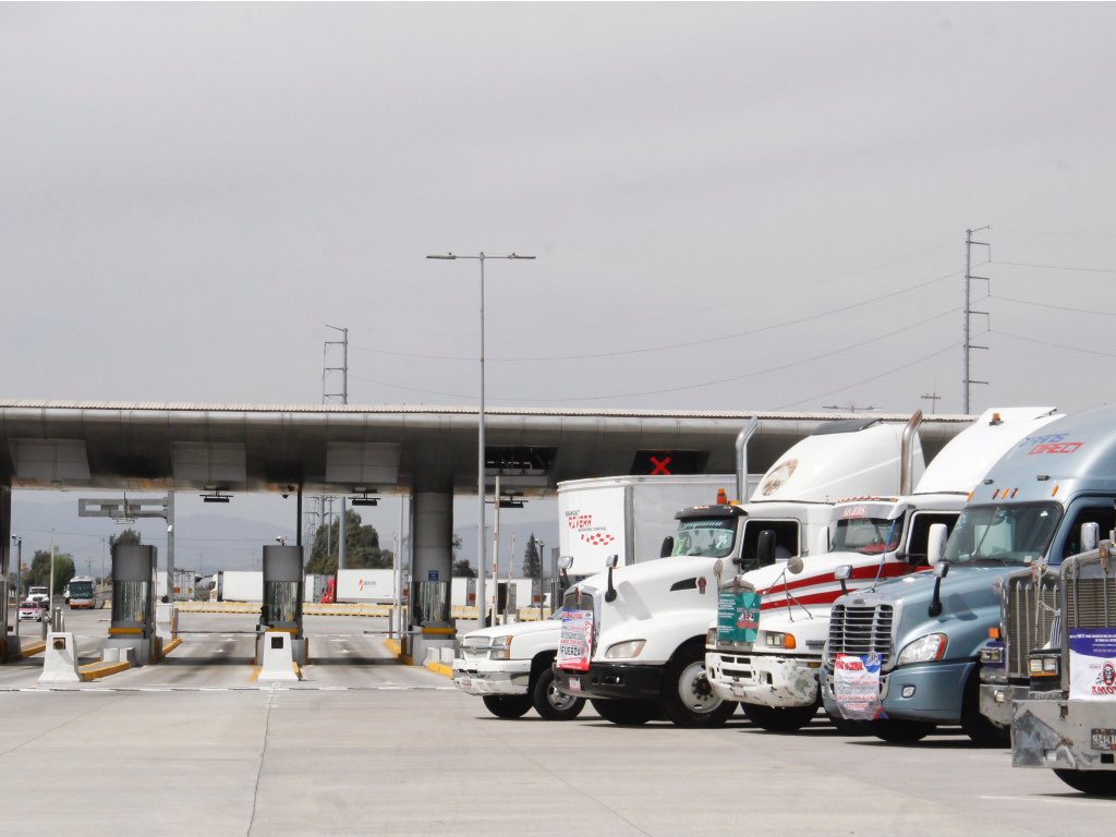 Amagan transportistas con paro nacional y cierre de carreteras, la México-Puebla se vería afectada