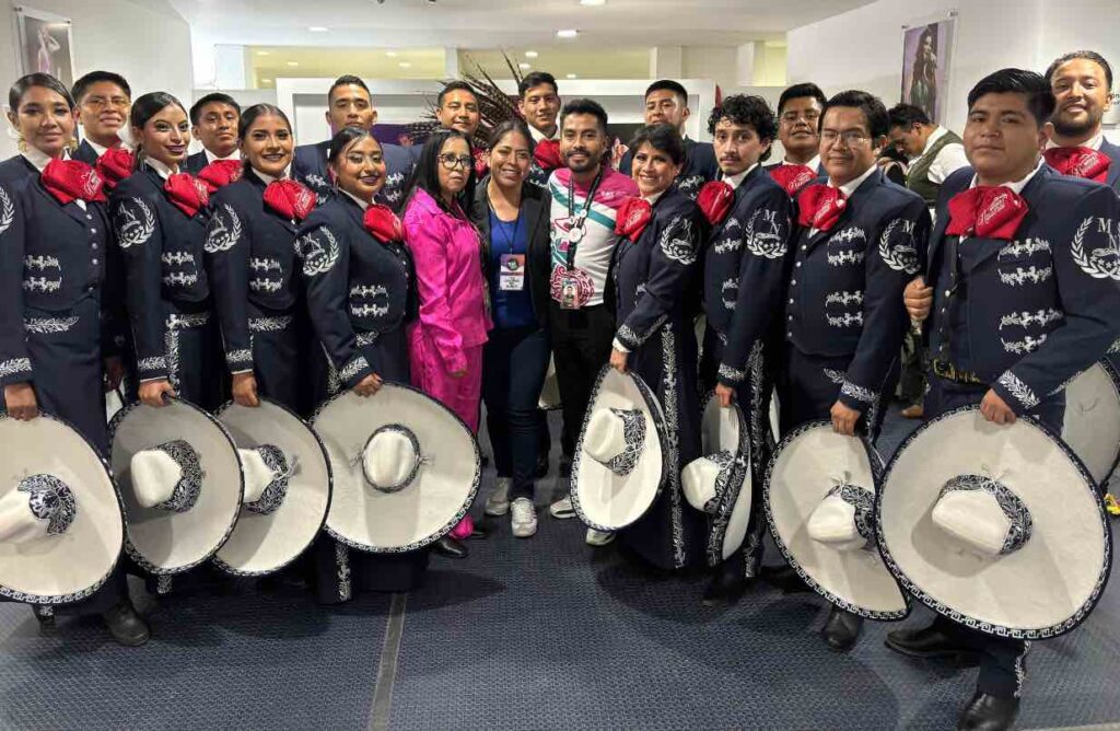 Participa Mariachi antorchista en el 1er Festival “Las culturas del mundo”