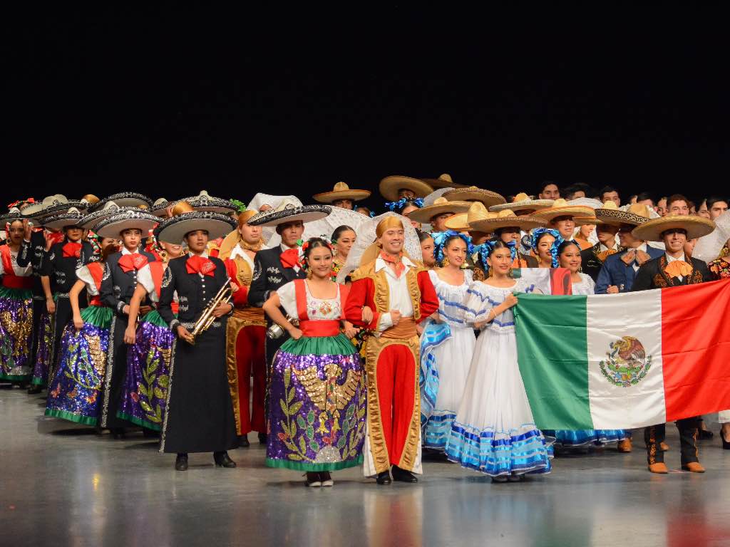 Participa Mariachi antorchista en el 1er Festival “Las culturas del mundo”