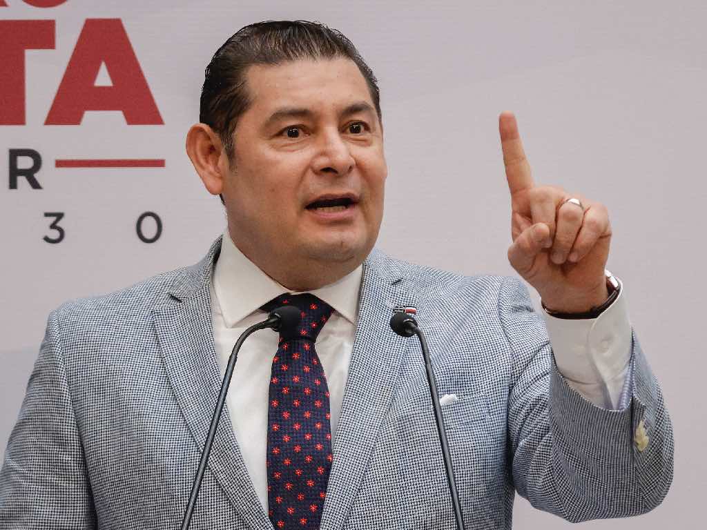 Alejandro Armenta hará modificaciones a la estructura orgánica del Gobierno de Puebla
