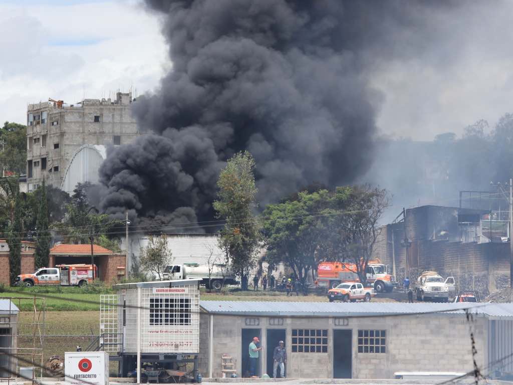 Daños materiales, el saldo del incendio en Chipilo en San Gregorio Atzompa